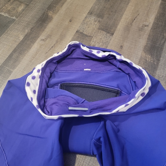 Lululemon presta padded purple cycle shorts size 6 - Picture 4 of 6